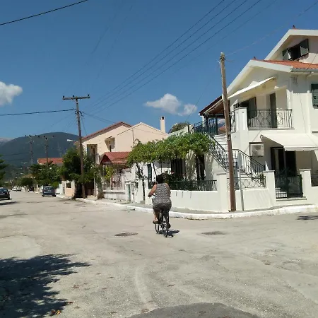 Nostalgia A In 50 Metres From The Sea Апартаменты *