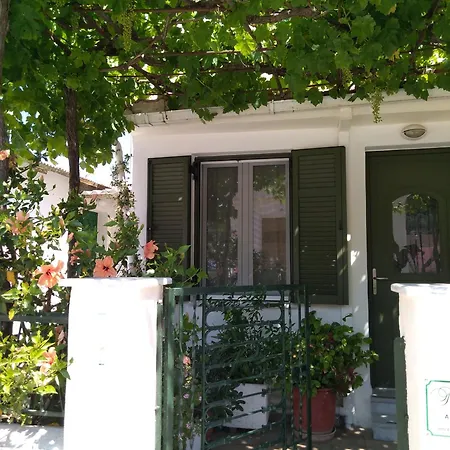Appartamento Nostalgia A In 50 Metres From The Sea