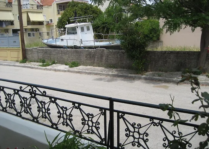 Apartamento Nostalgia A In 50 Metres From The Sea *