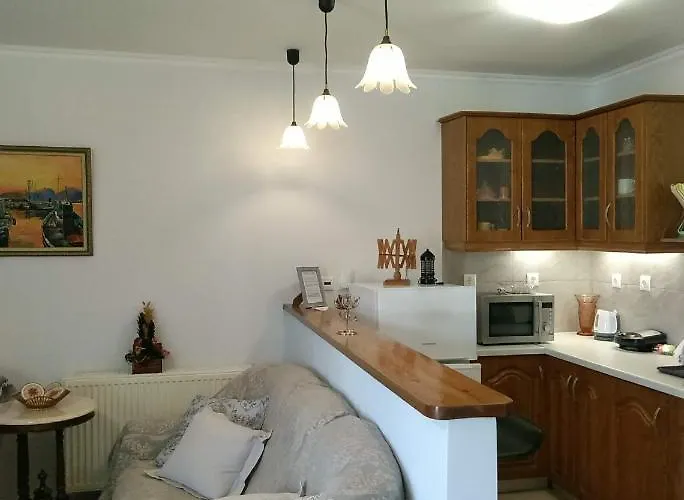 Apartamento Nostalgia A In 50 Metres From The Sea *