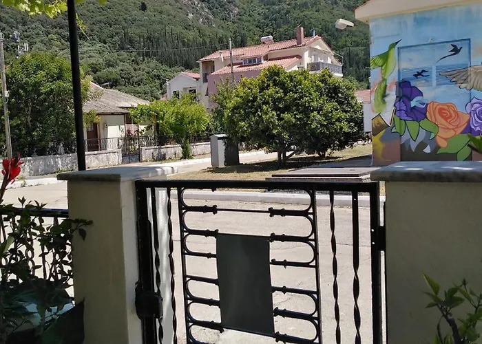 Apartamento Nostalgia A In 50 Metres From The Sea *